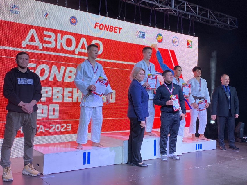  Забайкальцы завоевали первое общекомандное место на первенстве Дальнего Востока по дзюдо в Чите